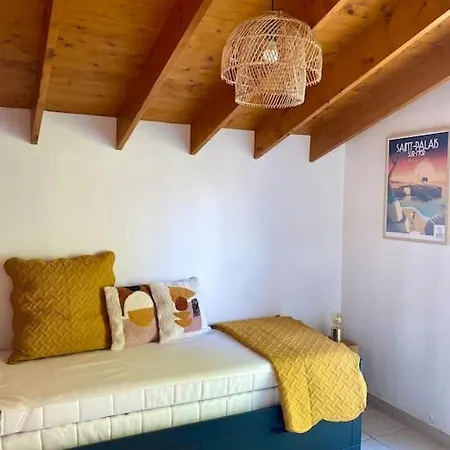 Jolie Petite Maison Renovee Piscine