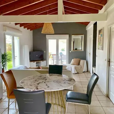 Σπίτι διακοπών Jolie Petite Maison Renovee Piscine Saint-Palais-sur-Mer